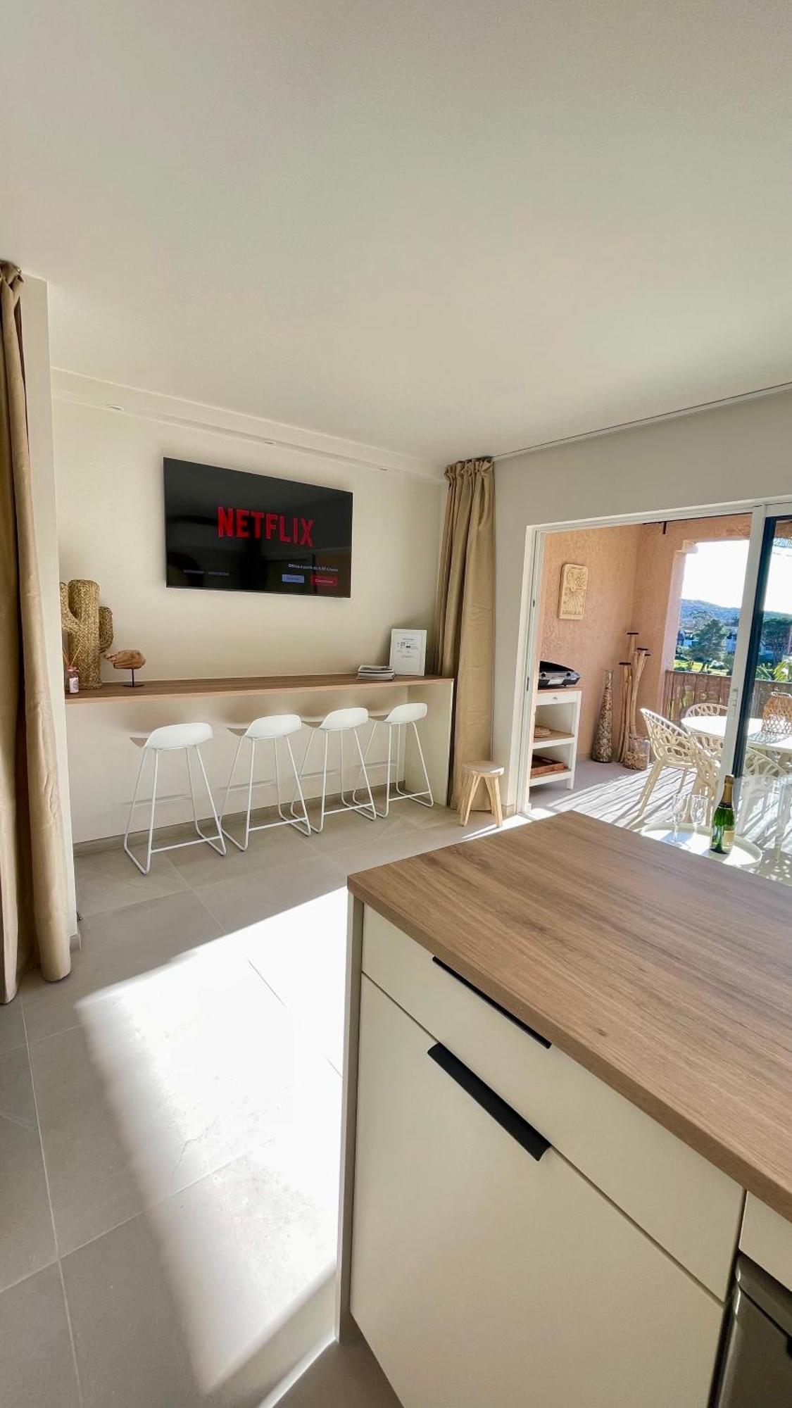 Proche St Tropez Refait A Neuf Bord De Plage Et Piscine Cogolin Exterior foto